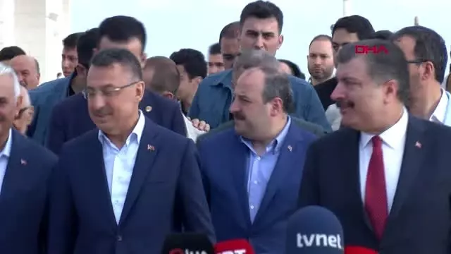 CUMHURBAŞKANI YARDIMCISI FUAT OKTAY'DAN BAYRAM NAMAZI ÇIKIŞINDA AÇIKLAMA