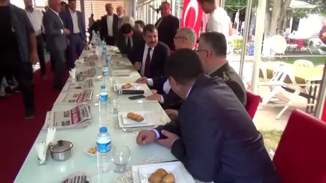 Muş'ta bayramlaşma töreni Muş'ta bayramlaşma töreni