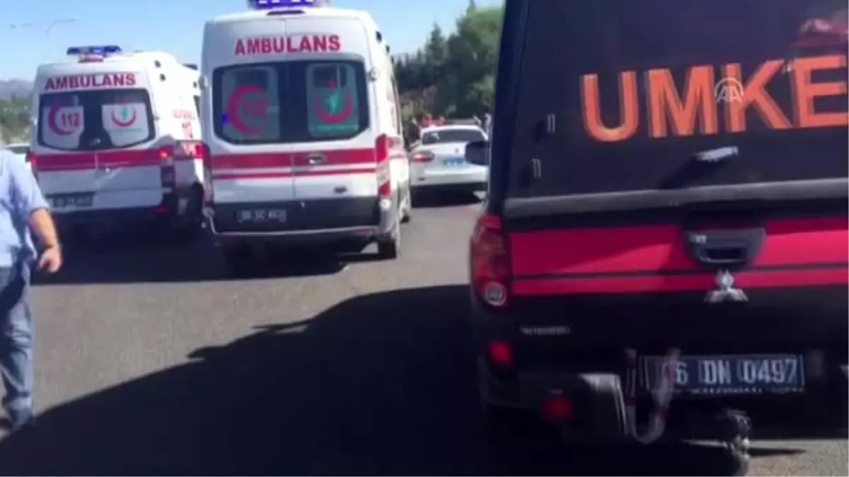 Başkentte trafik kazası: 16 yaralı