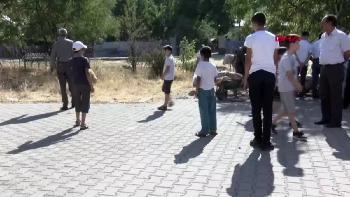 BİNGÖL 20 yıldır süren kurbanlık geleneği