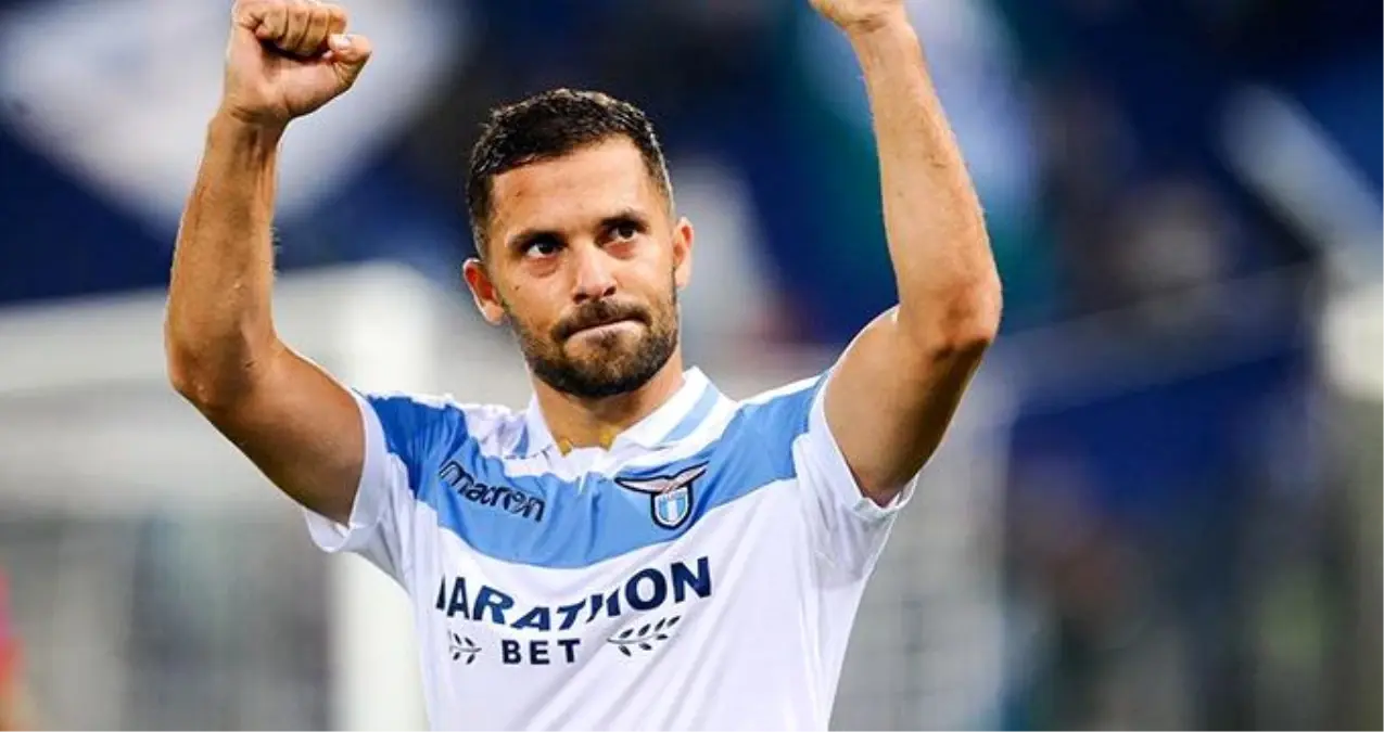 Fenerbahçe, Kolarov'un alternatifini buldu: Riza Durmisi