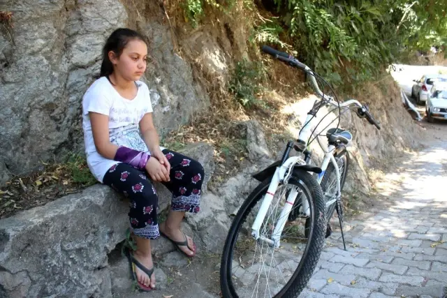 Kolu kırıldı, götürüldüğü hastanede kalbinin delik olduğu ortaya çıktı Kolu kırıldı, götürüldüğü hastanede kalbinin delik olduğu ortaya çıktı