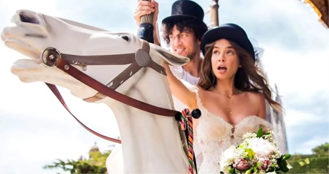 Oyuncu Müge Boz'un bikinili hamilelik pozu olay oldu