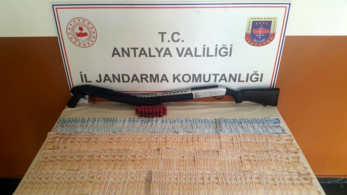 Sahte parayla 17 kurbanlık hayvan alan 2 kişi tutuklandı
