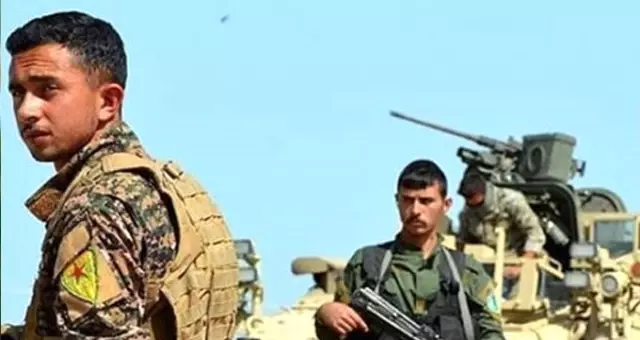Suriye'nin kuzeyinde halk, PKK/YPG'ye karşı ayaklandı! Gözaltılar var