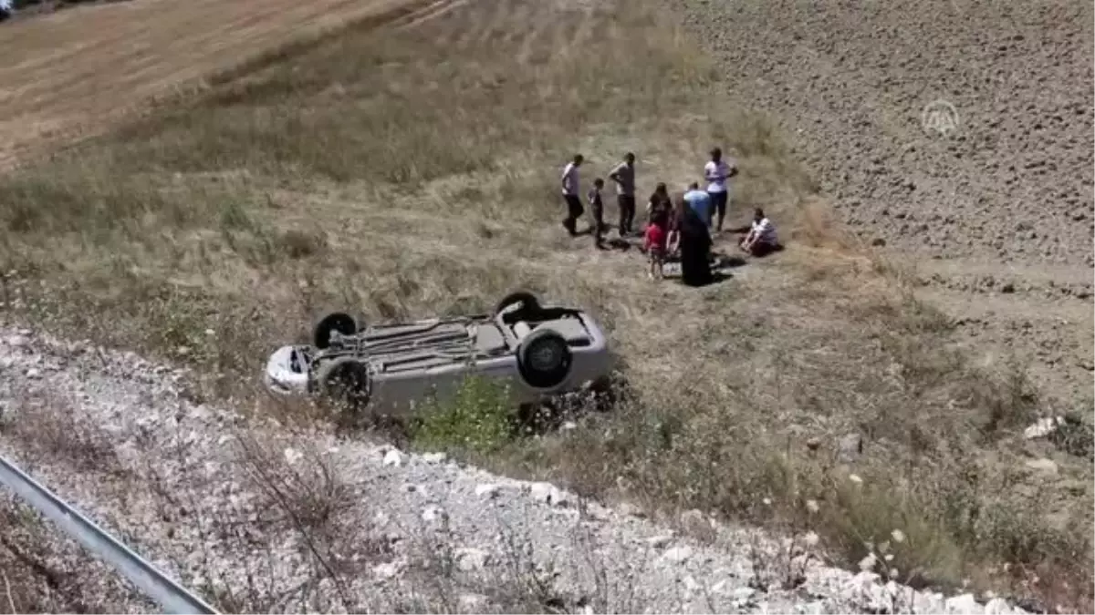 Otomobil takla attı: 4 yaralı