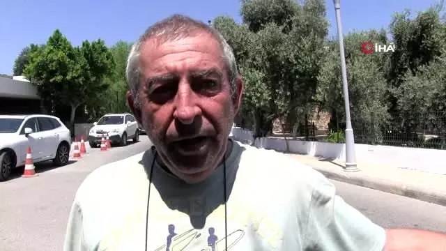 Ünlü oyuncu Göksel Arsoy'un oğlu, sürat teknesiyle çarptığı bir kadını ağır yaraladı Ünlü oyuncu Göksel Arsoy'un oğlu, sürat teknesiyle çarptığı bir kadını ağır yaraladı