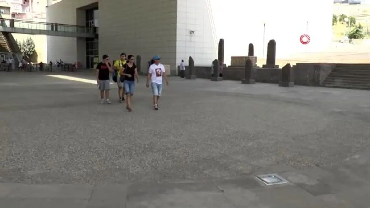 Zeugma Mozaik Müzesi'nde bayram yoğunluğu