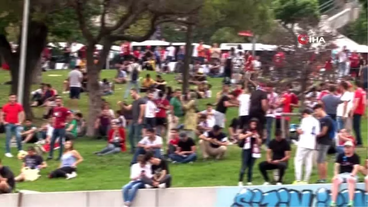 Beşiktaş Park'ta stat kapıları açıldı