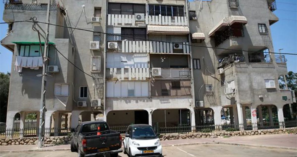 İsrail'de iğrenç istismar: 5 yaşındaki çocuk duşa bağlanmış halde bulundu