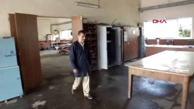 MERSİN İşçi ressam, yol çalışmalarını tuvale aktardı