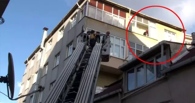 Oğluyla kavga eden baba yan binanın çatısına düştü