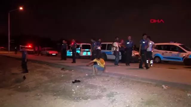 Adana - Satırla saldırdığı 3 kişiyi yaraladı