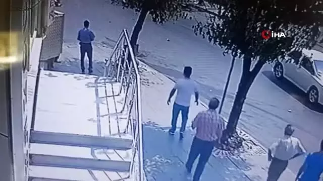 Aşırı sürat yapan ehliyetsiz sürücü, yaşlı adamı canından ediyordu