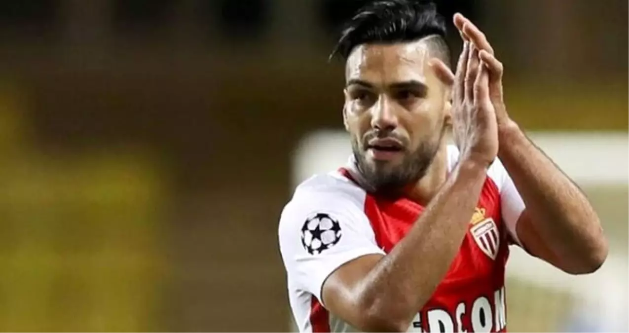 Fransız basınından Falcao iddiası: Sözleşme uzatıyor!