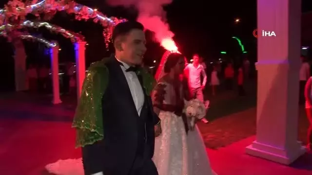 Fransız damat Müslüman oldu, Yörük düğünü ile dünyaevine girdi Fransız damat Müslüman oldu, Yörük düğünü ile dünyaevine girdi