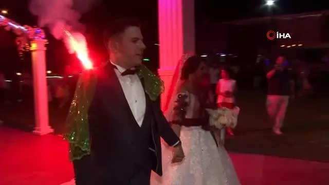 Fransız damat Müslüman oldu, Yörük düğünü ile dünyaevine girdi Fransız damat Müslüman oldu, Yörük düğünü ile dünyaevine girdi