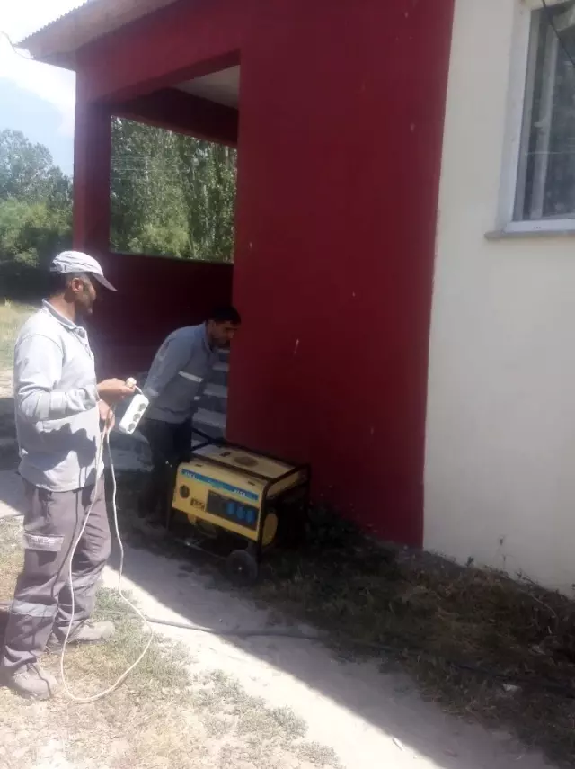Gırtlak kanseri hastanın yardımına koştular