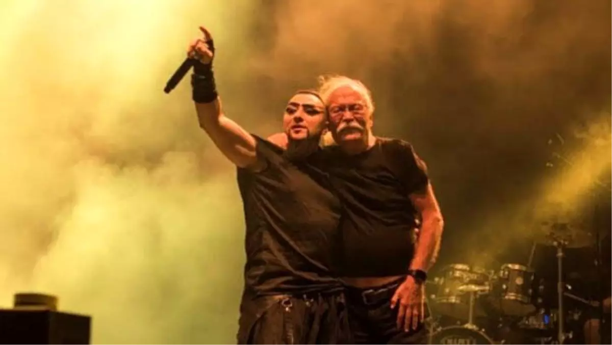 Gözyaşlarına hakim olamadılar