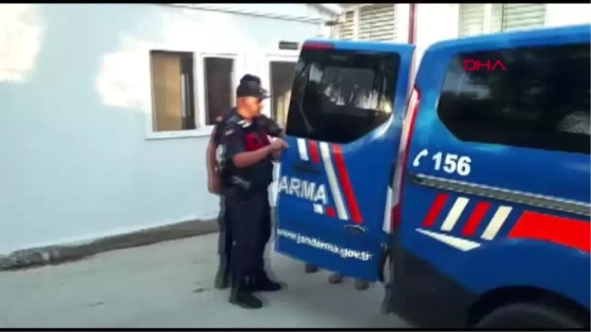 Kaçak geçiş organizatörü şüphelisi 3 kişi, tutuklandı