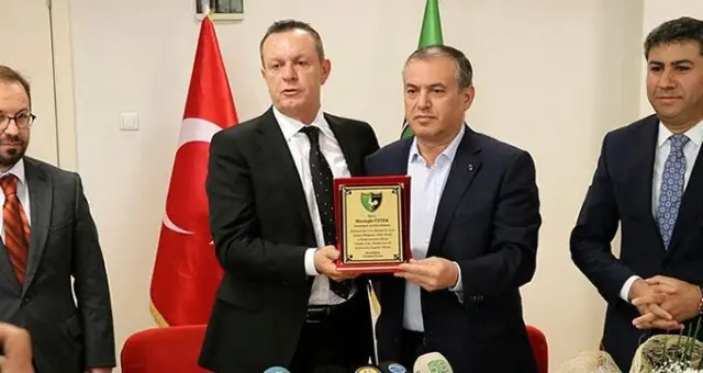 Polisler, Denizlispor Başkanı Ali Çetin'i dövüp kaburgasını kırdı!