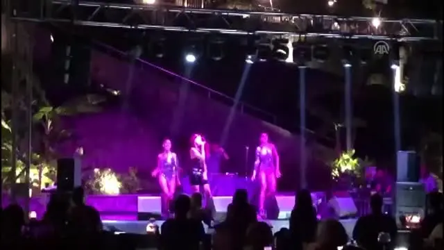 Rumen şarkıcı Otilia Bruma: