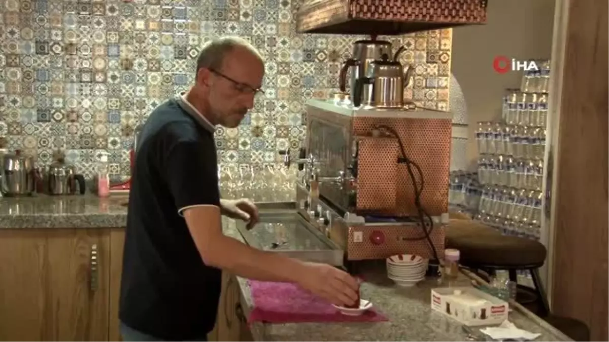 Cami derneğinden örnek davranış...Şehit yakınları, gazilere ve emniyet mensuplarına çay ücretsiz