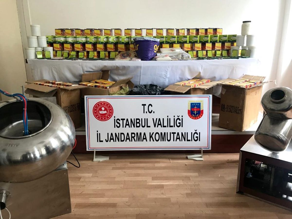 İstanbul'da dev operasyon: 30 kilo bonzai hammaddesi ele geçirildi