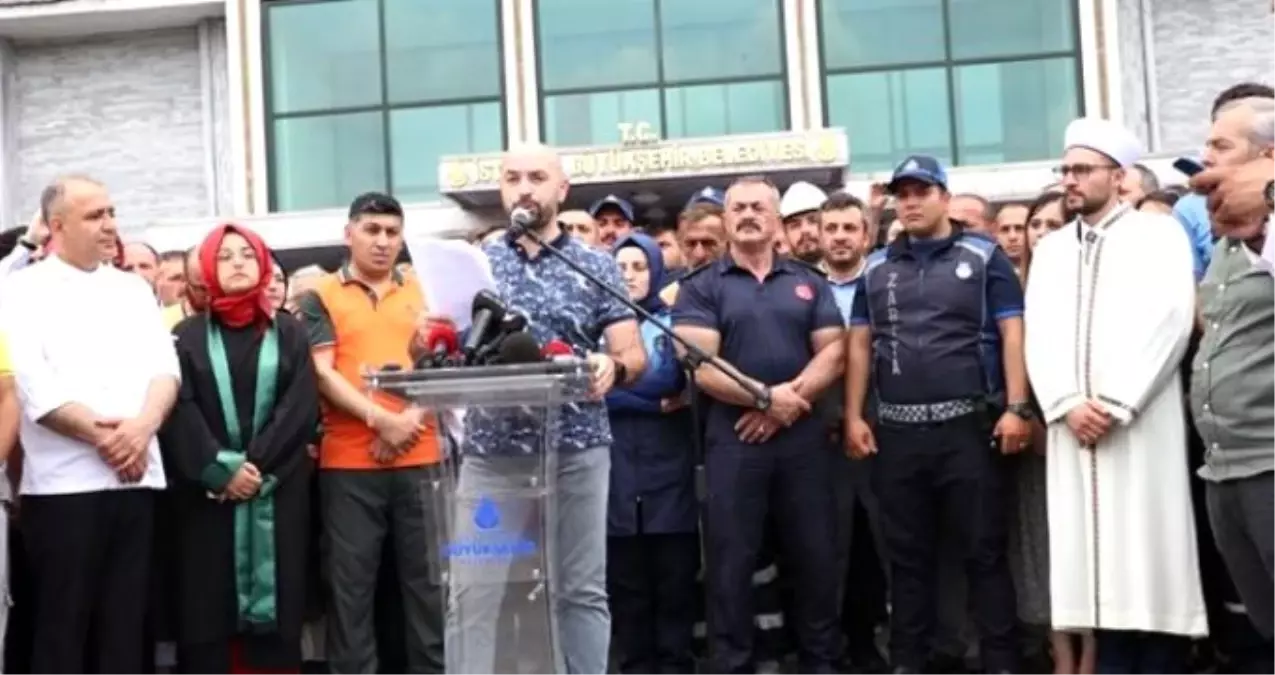 İşten çıkarılan İBB çalışanı Murat Kazanasmaz kimdir? İmamoğlu'nu eleştirmişti!