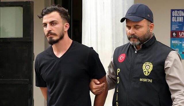 Sahaya giren Youtuber güvenlik görevlilerini işinden etti iddiası