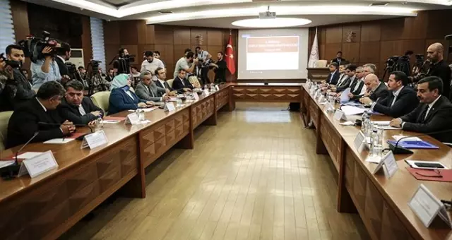 Hükümet memurlara zam teklifini açıkladı
