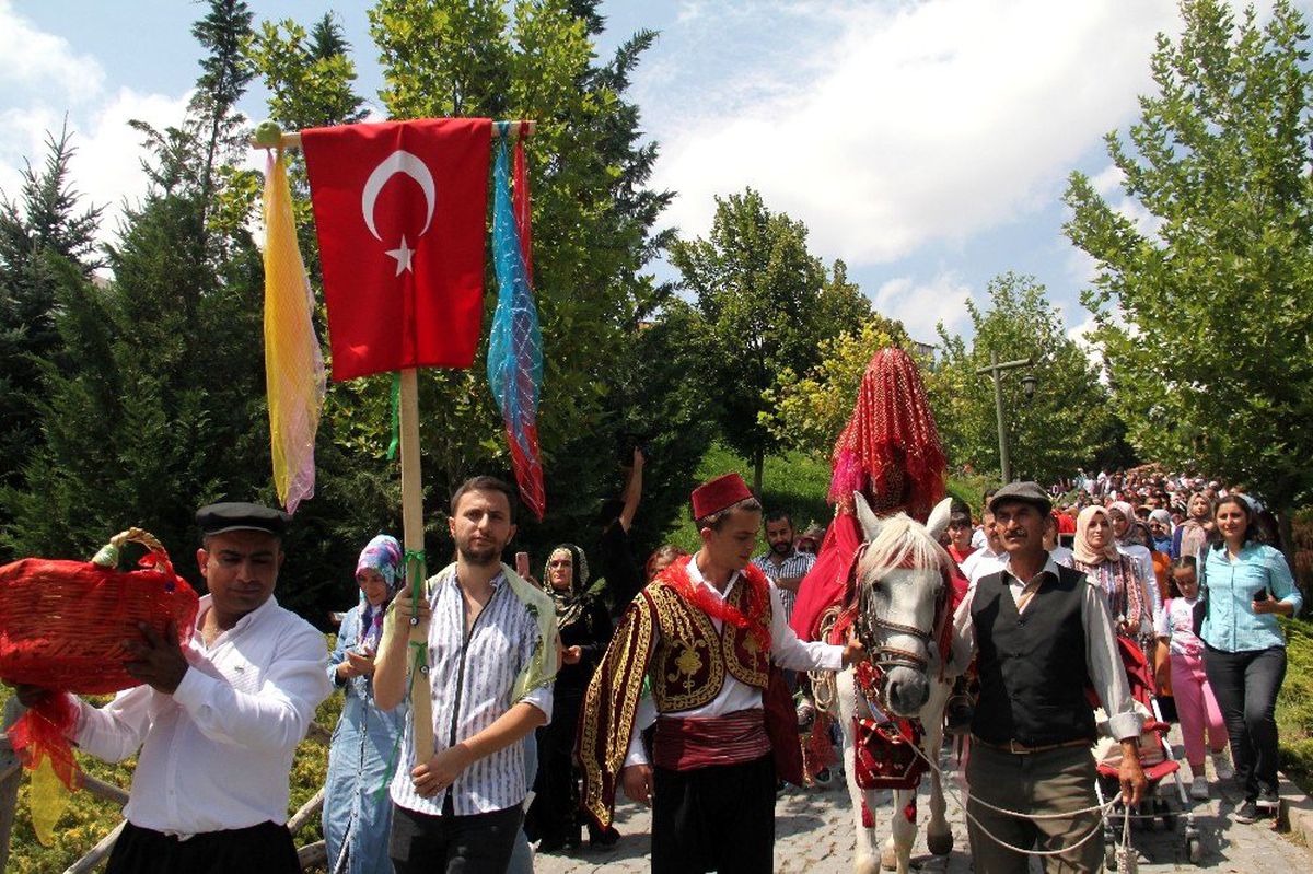 Ankara'da geleneksel köy düğünü