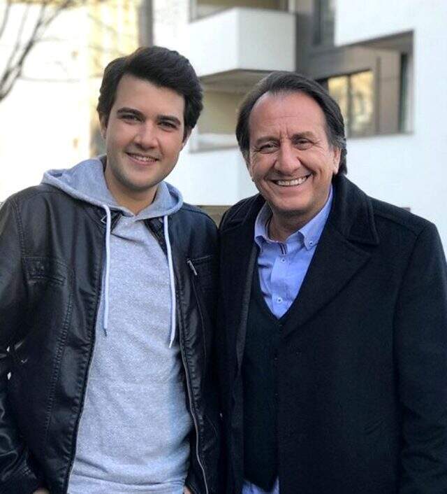 Arka Sokaklar dizisinden ayrılan Furkan Göksel kimdir, kaç yaşındadır?