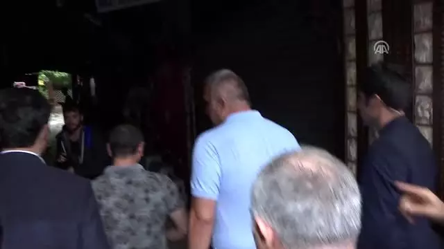 Bakan Ersoy, Kapalıçarşı'da incelemede bulundu Bakan Ersoy, Kapalıçarşı'da incelemede bulundu