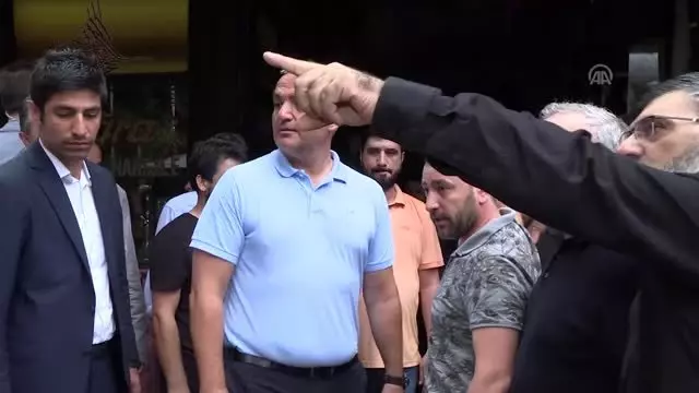 Bakan Ersoy, Kapalıçarşı'da incelemede bulundu Bakan Ersoy, Kapalıçarşı'da incelemede bulundu