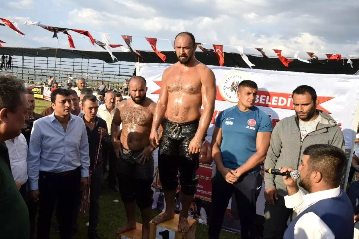 Burdur'da Başpehlivan Ali Gürbüz