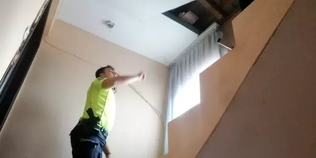İpten polisler aldı İpten polisler aldı