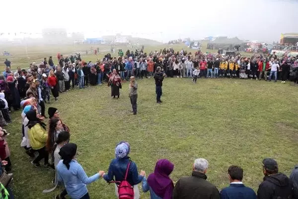 Ovit Yaylası'nda festival heyecanı, horonla başladı