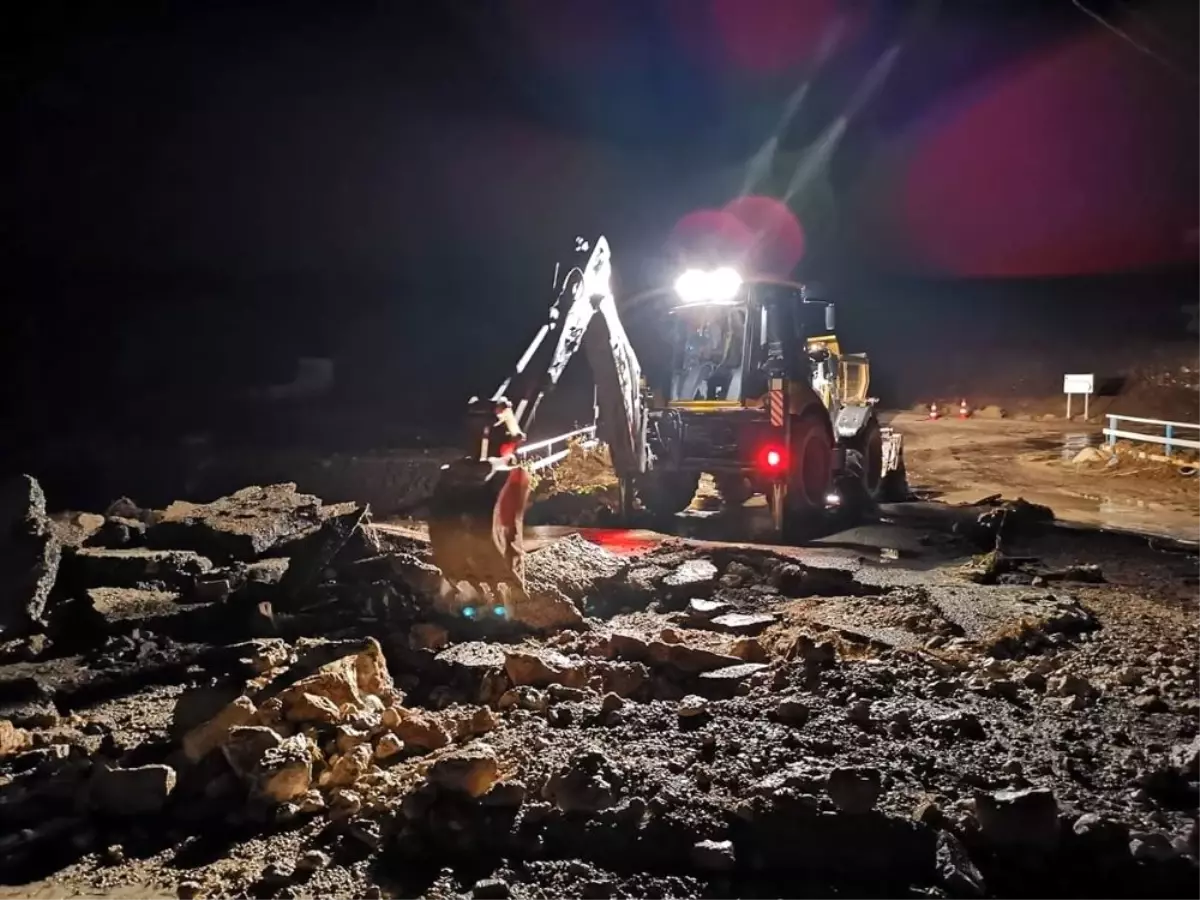 Ankara'yı sağanak vurdu