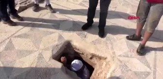 Ali Sakar: ANTALYA Antiocheia Ad Cragum Antik Kenti'nde yeni yerler gün yüzüne çıkartıldı Ali Sakar: ANTALYA Antiocheia Ad Cragum Antik Kenti'nde yeni yerler gün yüzüne çıkartıldı