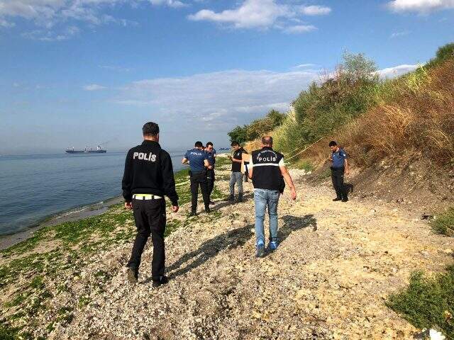 Beylikdüzü Sahili'nde kıyıya poşet içinde bebek cansız bedeni vurdu