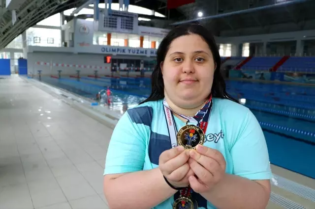 Bir kulaçla değişen hayatlarını madalyayla süslediler