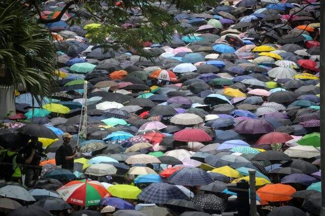 Hong Kong'da hükümet karşıtı protestolar devam ediyor