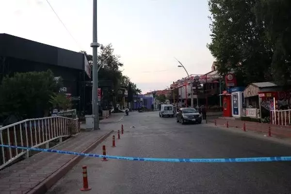 Kemer'de silahlı kavga: 3 yaralı Kemer'de silahlı kavga: 3 yaralı
