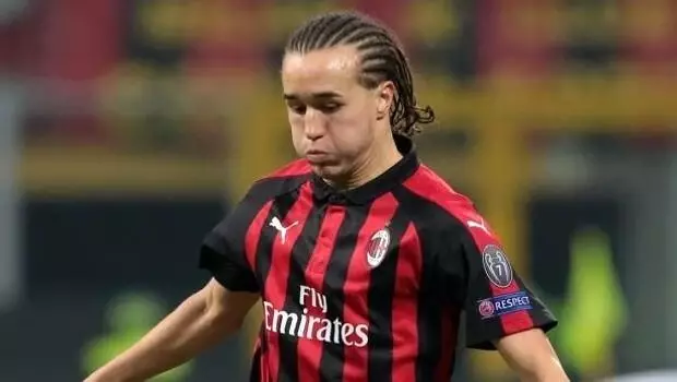 Milan'dan Fenerbahçe'ye! Transfer... Milan'dan Fenerbahçe'ye! Transfer...