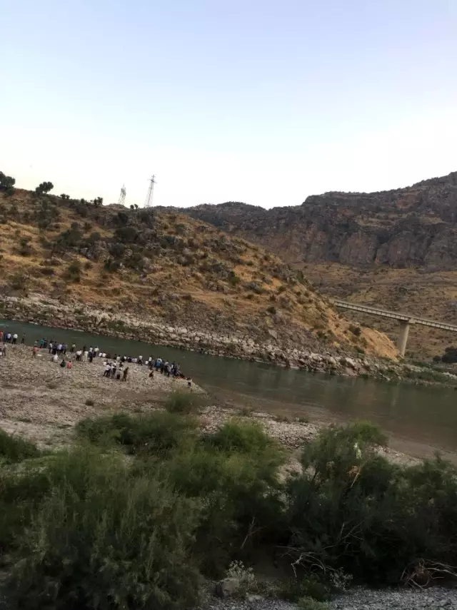 Serinlemek için girdiği baraj gölünde kayboldu Serinlemek için girdiği baraj gölünde kayboldu