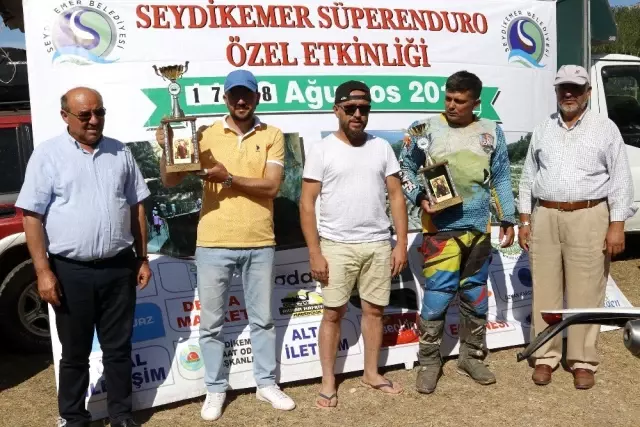 Seydikemer'de şehit Yasin Ağır anısına Süper Enduro Yarışı yapıldı Seydikemer'de şehit Yasin Ağır anısına Süper Enduro Yarışı yapıldı