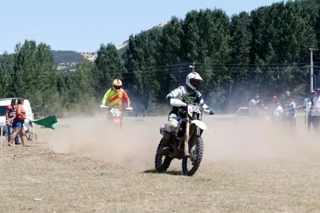 Seydikemer'de şehit Yasin Ağır anısına Süper Enduro Yarışı yapıldı Seydikemer'de şehit Yasin Ağır anısına Süper Enduro Yarışı yapıldı