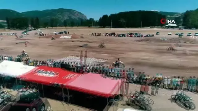 Seydikemer'de şehit Yasin Ağır anısına Süper Enduro Yarışı yapıldı Seydikemer'de şehit Yasin Ağır anısına Süper Enduro Yarışı yapıldı