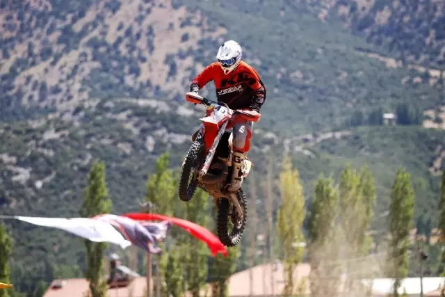 Seydikemer'de şehit Yasin Ağır anısına Süper Enduro Yarışı yapıldı Seydikemer'de şehit Yasin Ağır anısına Süper Enduro Yarışı yapıldı